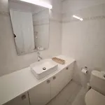 Appartement Cozy 2 Bdr Free Parking Wifi Nicosia