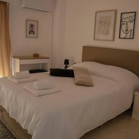 Apartmán Cozy 2 Bdr Free Parking Wifi