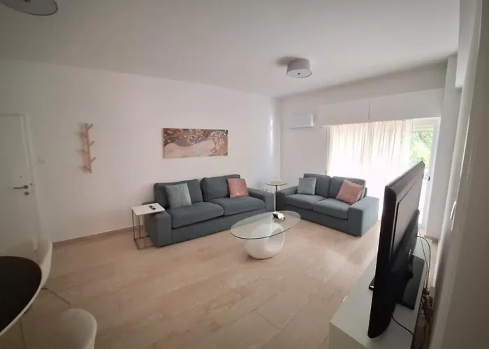 Cozy 2 Bdr Free Parking Wifi Apartmán Nikósie