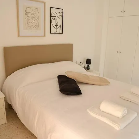 Apartment Theo 202 - Cozy 2 Bdr Nicosia Free Parking & Wi-Fi Nikosia